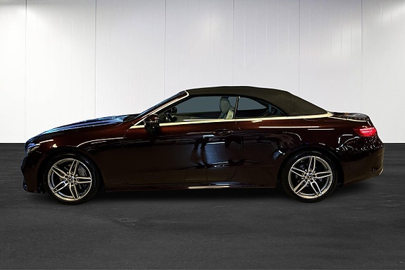 Mercedes-Benz E200 15 of 25