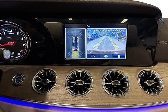 Mercedes-Benz E200 25 of 25