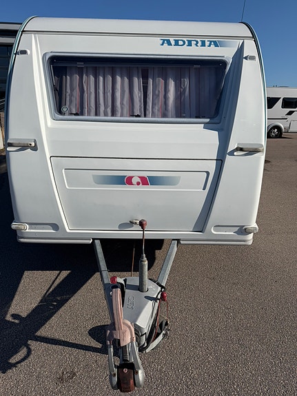 Adria 542 ut 3 of 11