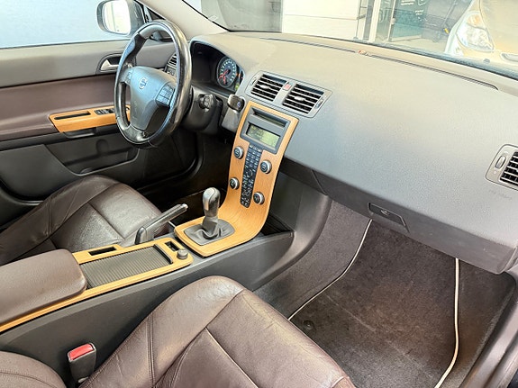 Volvo V50 17 of 22