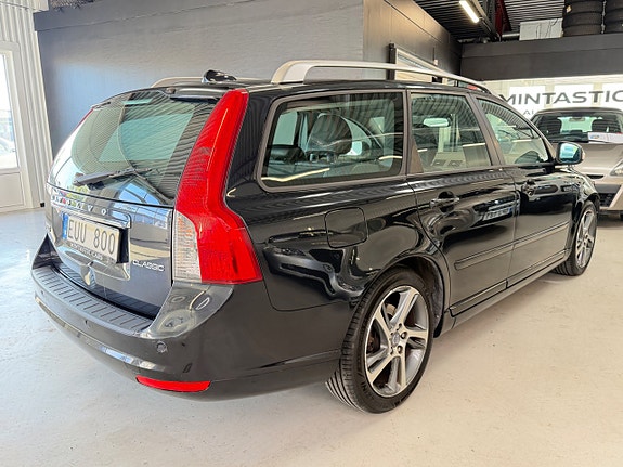 Volvo V50 6 of 22