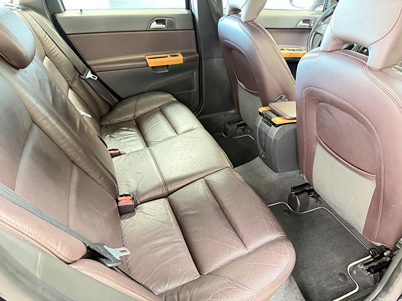 Volvo V50 15 of 22