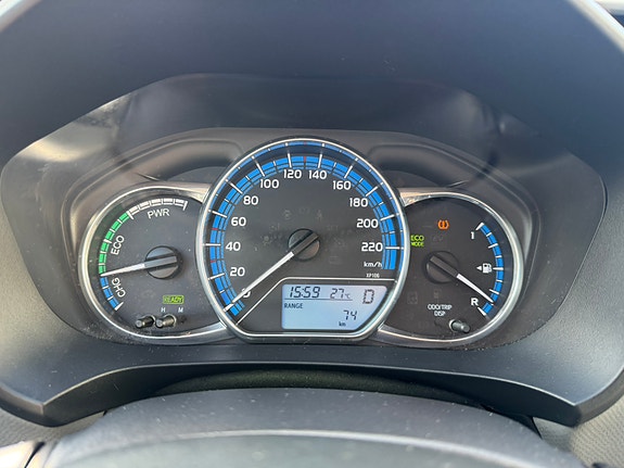 Toyota Yaris 6 of 10