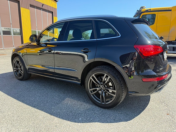 Audi Q5 4 of 11