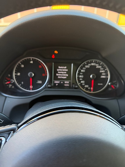 Audi Q5 7 of 11