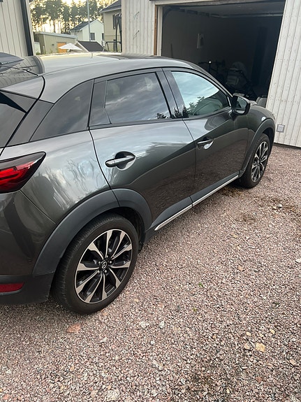 Mazda CX-3 4 of 6
