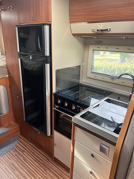 Adria Coral S 670 Sl 7 of 9