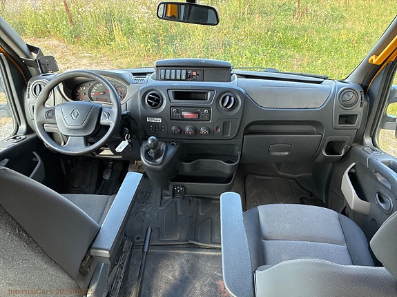 Renault Master 12 of 21