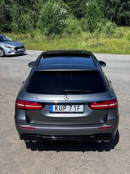 Mercedes-Benz E53 6 of 11