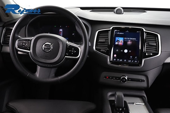 Volvo XC90 23 of 28