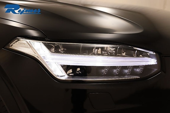 Volvo XC90 7 of 28