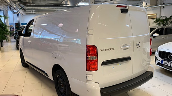 Opel Vivaro 2 of 13