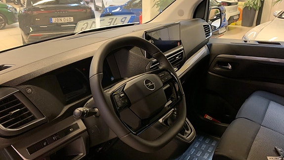 Opel Vivaro 5 of 13