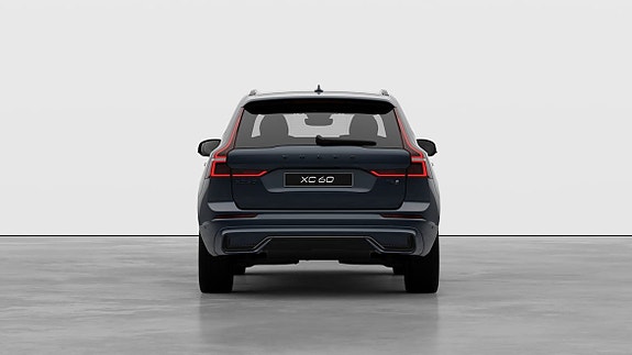 Volvo XC60 4 of 30