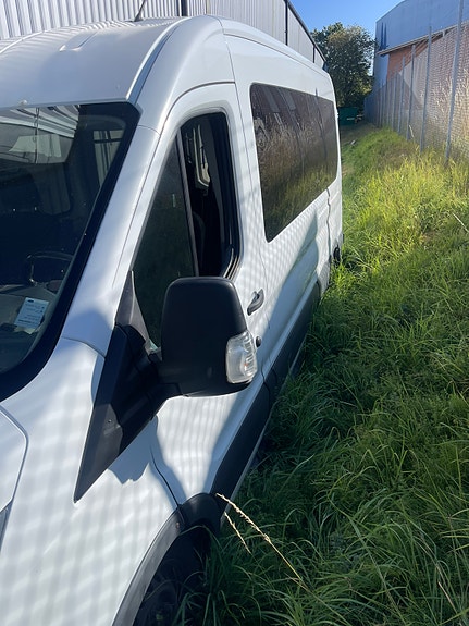 Ford Transit 3 of 6