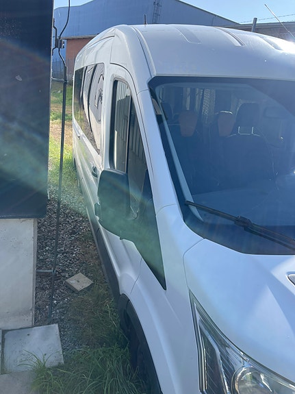Ford Transit 2 of 6