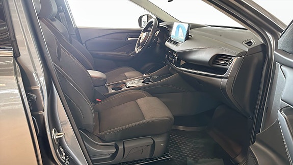 Nissan Qashqai 3 of 12