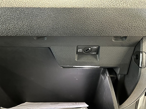 Volkswagen Caddy 19 of 24