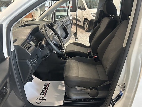 Volkswagen Caddy 11 of 24