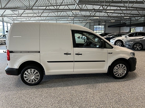 Volkswagen Caddy 7 of 24