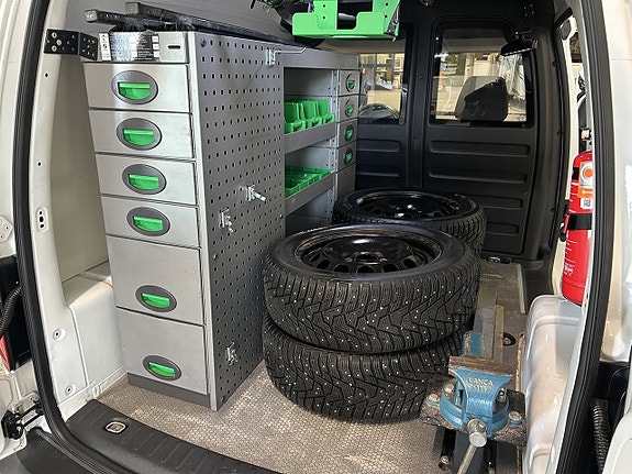 Volkswagen Caddy 14 of 24