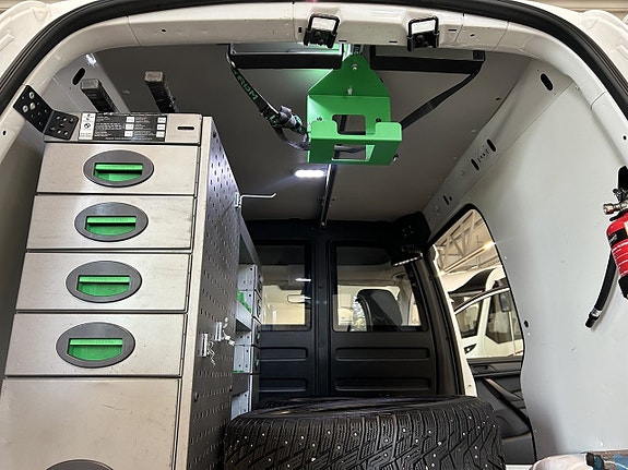 Volkswagen Caddy 15 of 24
