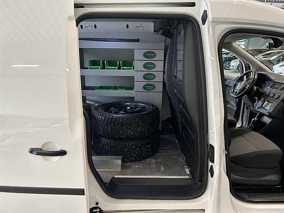 Volkswagen Caddy 16 of 24