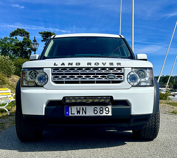 Land Rover Discovery 4 3 of 18