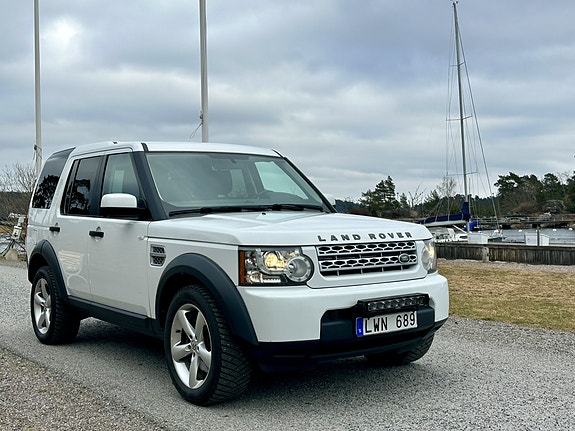 Land Rover Discovery 4 9 of 18