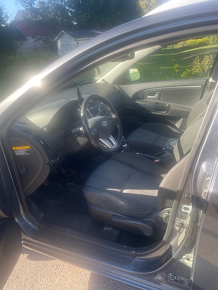Kia Ceed 4 of 5
