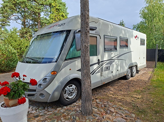Carthago CHIC C-LINE 2 of 14