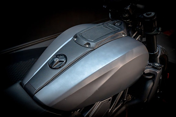 Indian FTR 1200 "Dr. Jekill & Mr. Hyde" 18 of 20