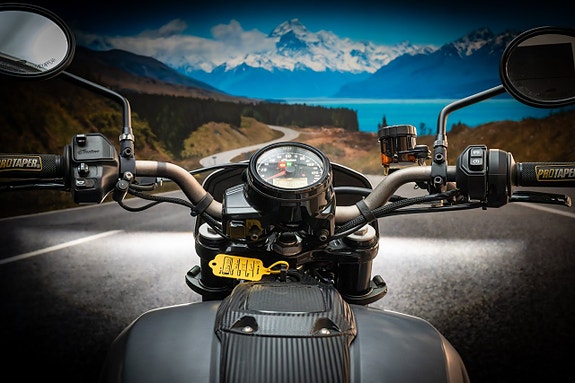 Indian FTR 1200 "Dr. Jekill & Mr. Hyde" 13 of 20
