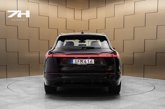 Audi Q8 e-tron 4 of 23