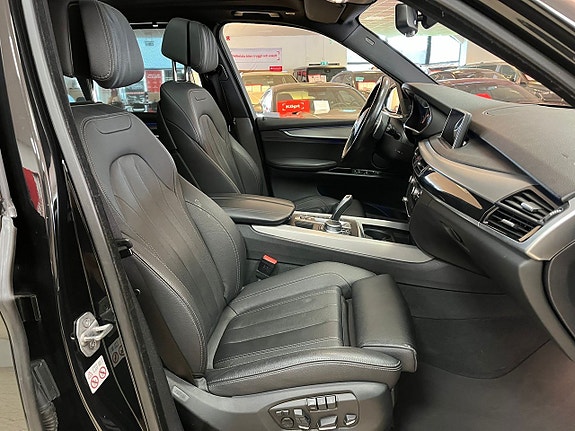 BMW X5 12 of 26