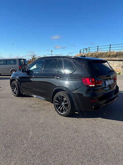 BMW X5 3 of 26