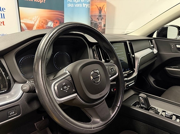 Volvo XC60 21 of 30
