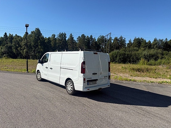 Opel Vivaro 3 of 5