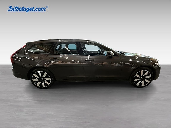 Volvo V90 5 of 16