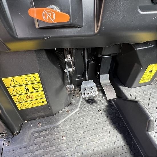 John Deere XUV 865M - Video 27 of 30