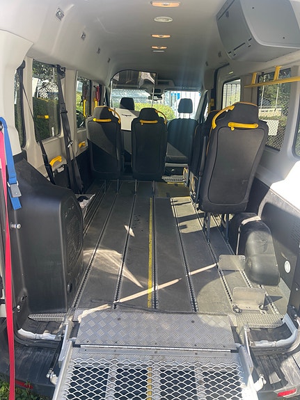 Ford Transit 6 of 6
