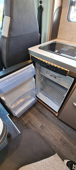 Knaus 550 MF Van Ti Vansation 7 of 12