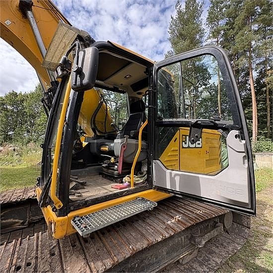 JCB 220XL-SV - 24 ton 14 of 30