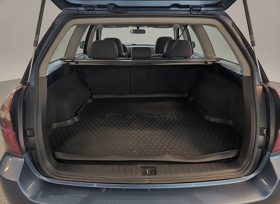 Subaru Outback 6 of 6