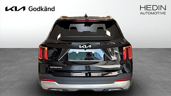 Kia Sorento 5 of 12