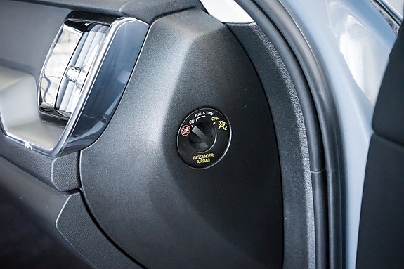 Volvo XC60 29 of 29