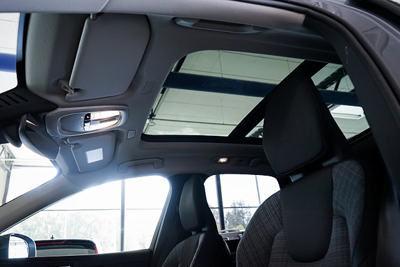 Volvo XC60 26 of 29