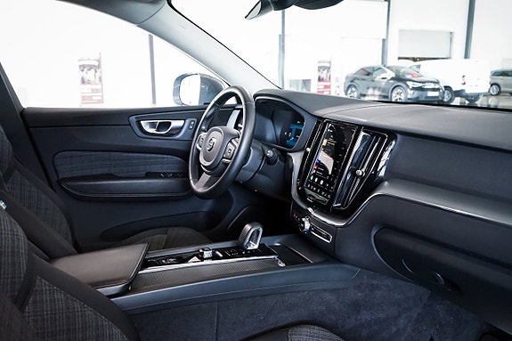 Volvo XC60 27 of 29