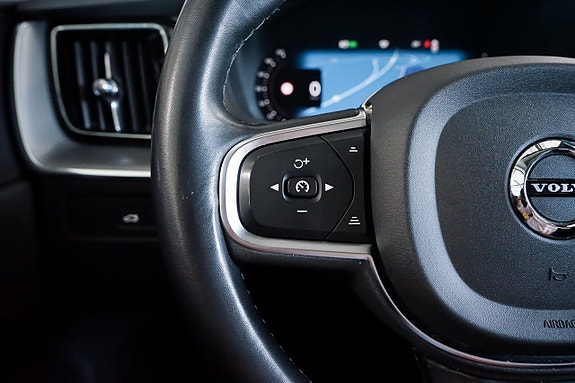 Volvo XC60 23 of 29