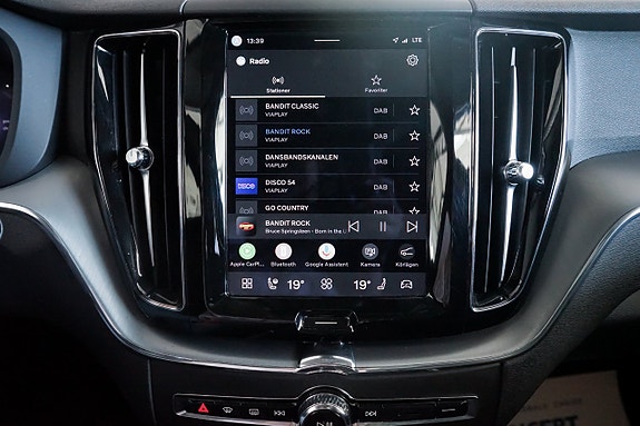 Volvo XC60 20 of 29